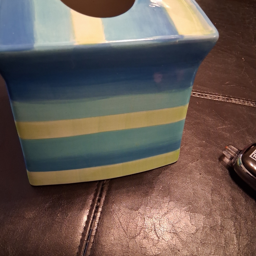 Ceramic Blue and Green Tissue Box Cover - Picture 5 of 6